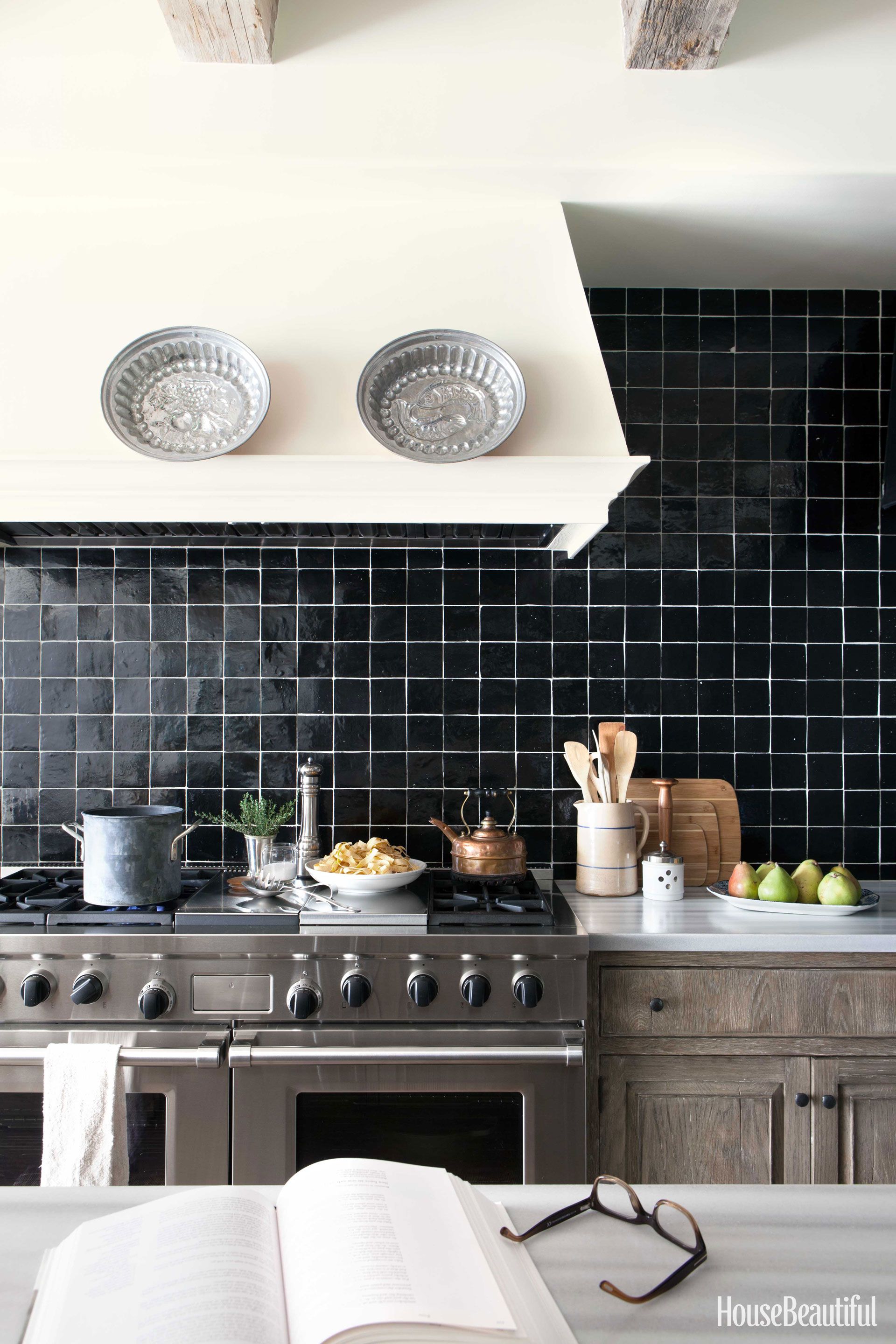 11 Black Kitchens Black Cabinet And Backsplash Ideas   54c0a59387b57   02 Hbx Glazed Black Tile Backsplash Barrett 0313 S2 