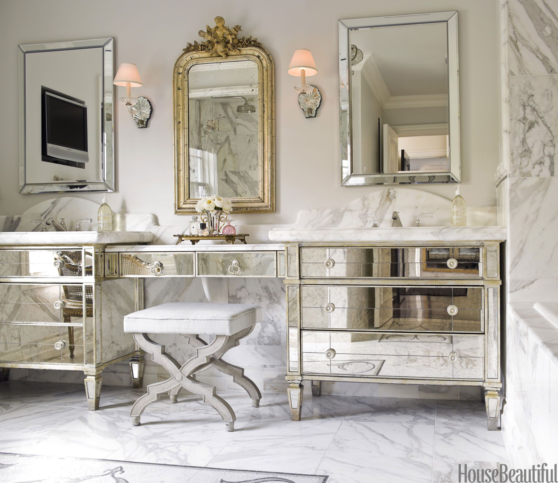Mirror Decorating Ideas - How to Decorate with Mirrors Mirror Decorating Ideas - How to Decorate with Mirrors