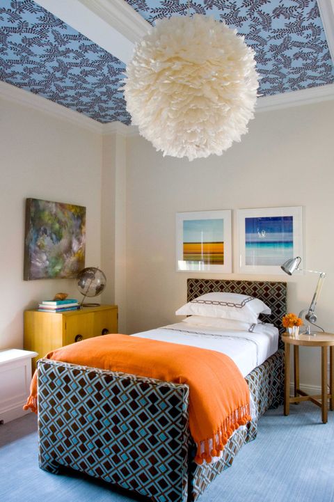 Colour For Boys Room - Boys Room Ideas And Bedroom Color Schemes Hgtv / Other headboard ideas for boys bedroom is to club together a number of photographs of your son, framed in equal sized paint it in a lively color, which matches the other bedroom decor, hang some small toys such as cars, bikes.