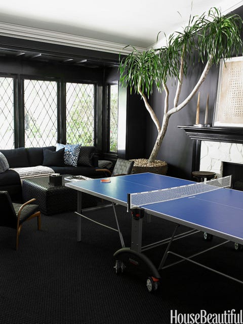blue ping pong table