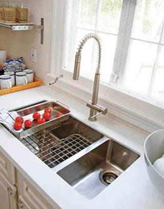 Kitchen Conveniences - Kitchen Design Ideas