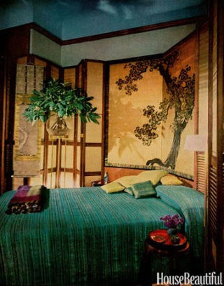 bedroom with japanese screens
