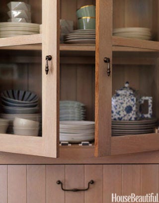 modern cabinets and old-fashioned pulls