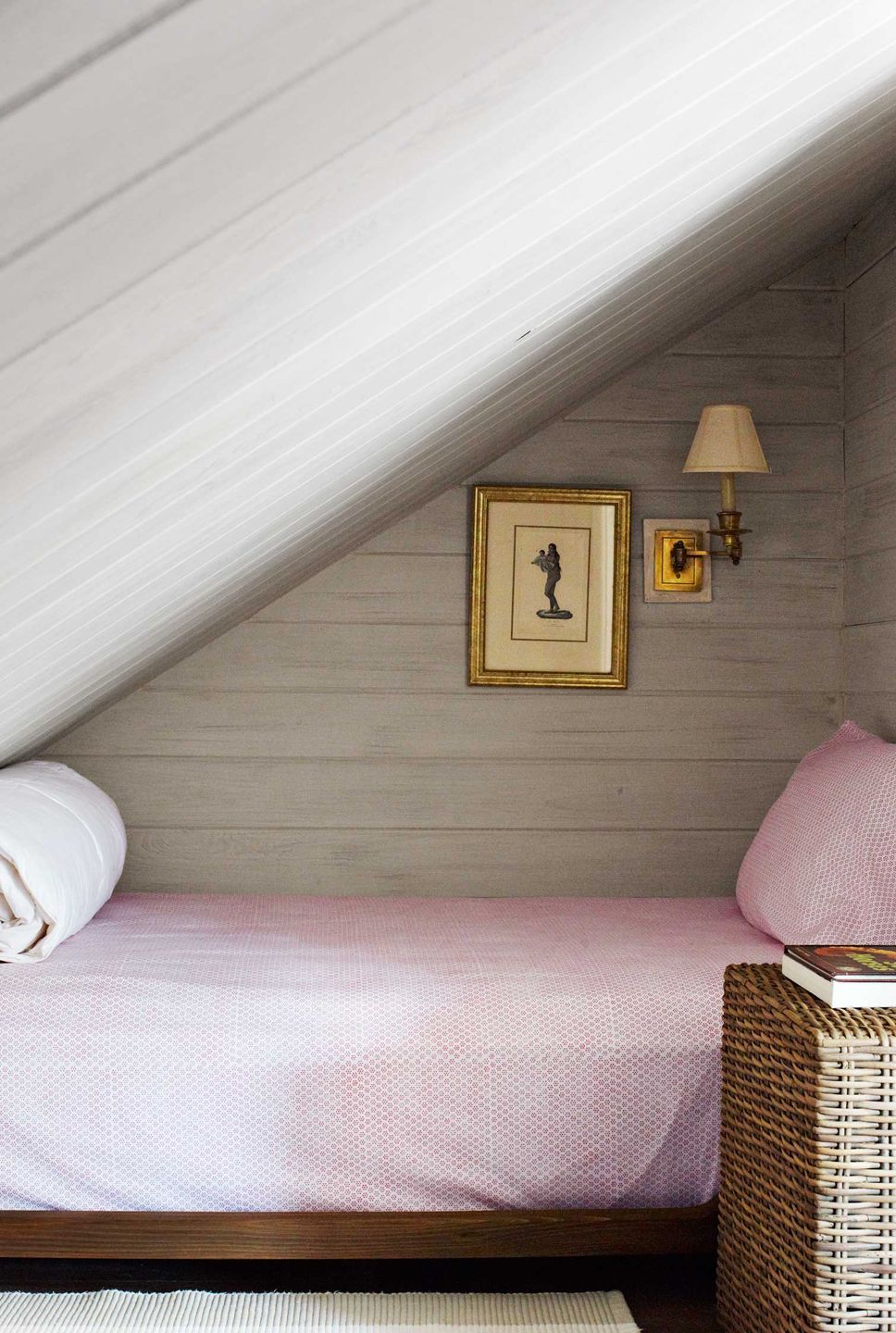 7 Things You Need for a Super Cosy Bedroom