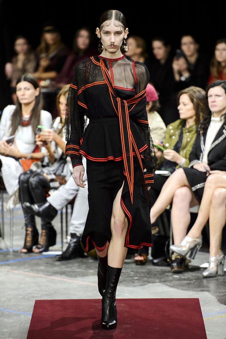 Fall 2015 Fashion Trend Report - Top Runway Trends from Fall 2015 ...