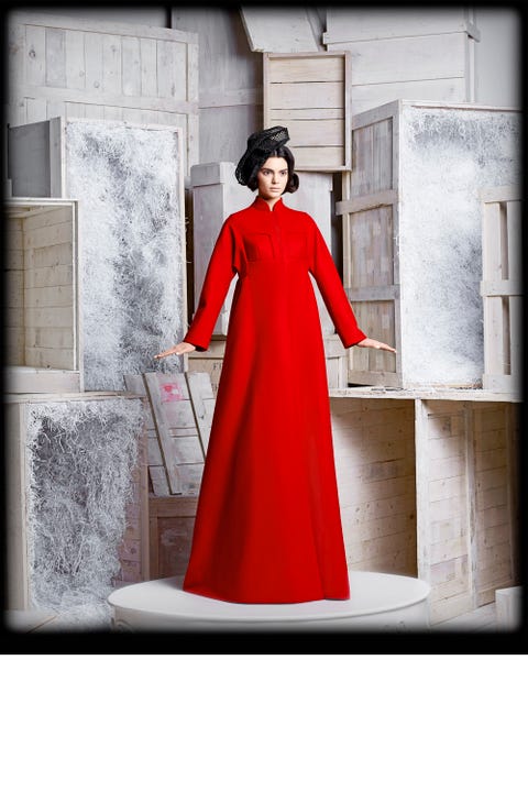 Karl Lagerfeld Photographs Kendall Jenner In The Season S Best Couture Looks Kendall Jenner Couture Fashion Shoot In Harper S Bazaar