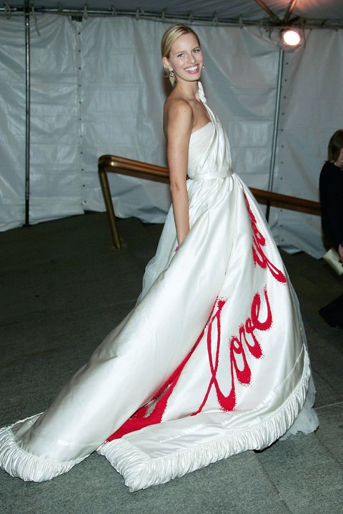 NEW YORK - MAY 02:  Model Karolina Kurkova attends the MET Costume Institute Gala Celebrating Chanel at the Metropolitan Museum of Art May 2, 2005 In New York City. (Photo by Evan Agostini/Getty Images) *** Local Caption *** Karolina Kurkova
