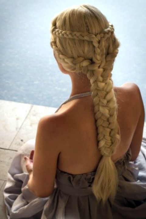 The Mother of Dragons tames quadruple braids into a massive woven pony.