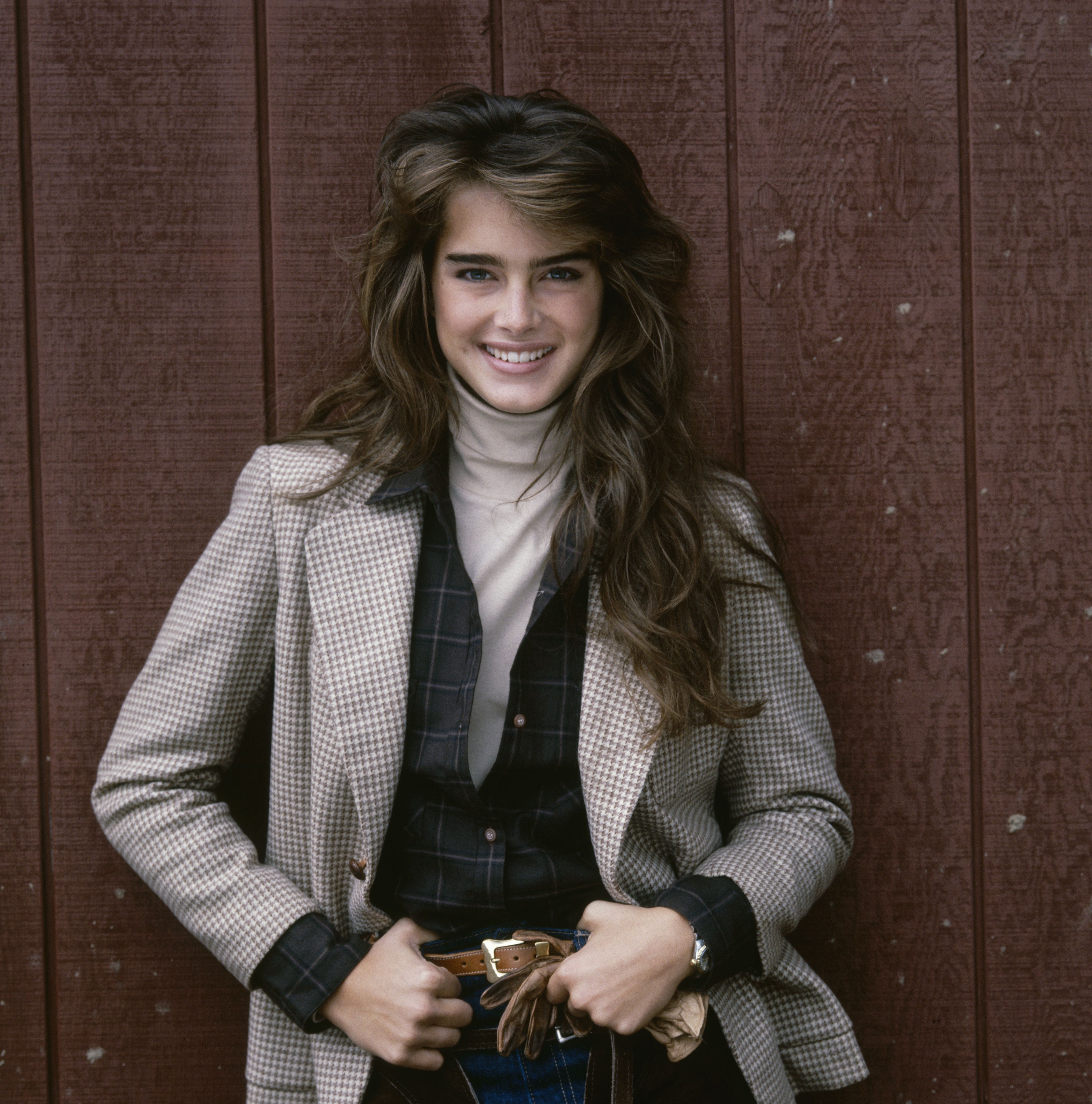 Featured image of post Brooke Shields Young Modeling Check out full gallery with 322 pictures of brooke shields