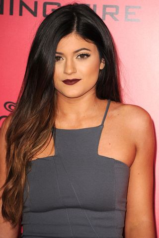 Los Angeles, CA - 18. November: Kylie Jenner kommt bei der Premiere von "The Hunger Games: Catching Fire" - Los Angeles im Nokia Theatre L.A. Live am 18.November 2013 in Los Angeles, Kalifornien, an. (Foto von Steve Granitz / WireImage)"The Hunger Games: Catching Fire" - Los Angeles Premiere at Nokia Theatre L.A. Live on November 18, 2013 in Los Angeles, California. (Photo by Steve Granitz/WireImage)