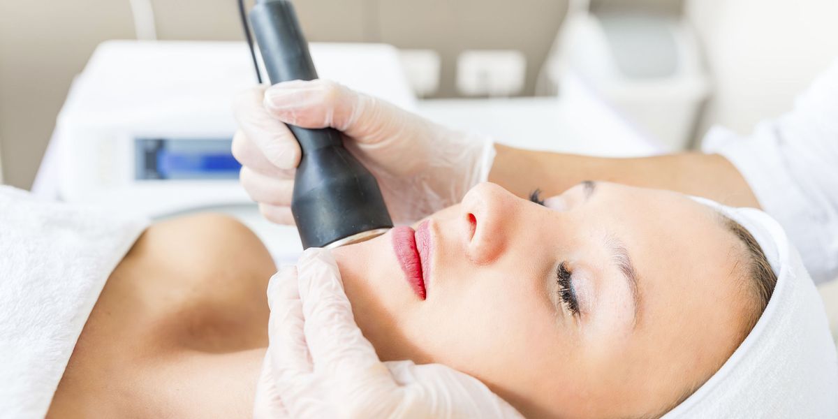 Bazaar S Definitive Guide To Lasers What To Know About Skin Lasers