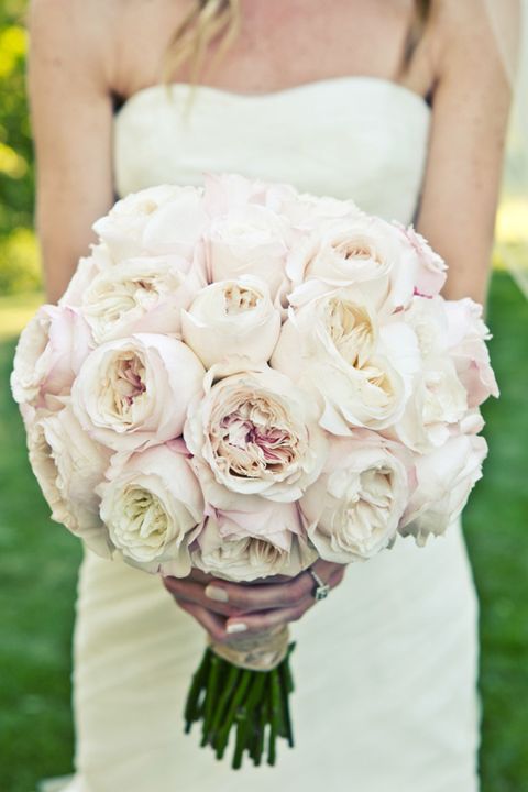 23 Of The Best Garden Rose Wedding Bouquets Garden Rose Bouquet Ideas For Your Wedding
