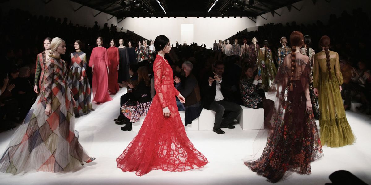 LiveStream the Valentino Haute Couture Fall 2015 Fashion Show Here ...