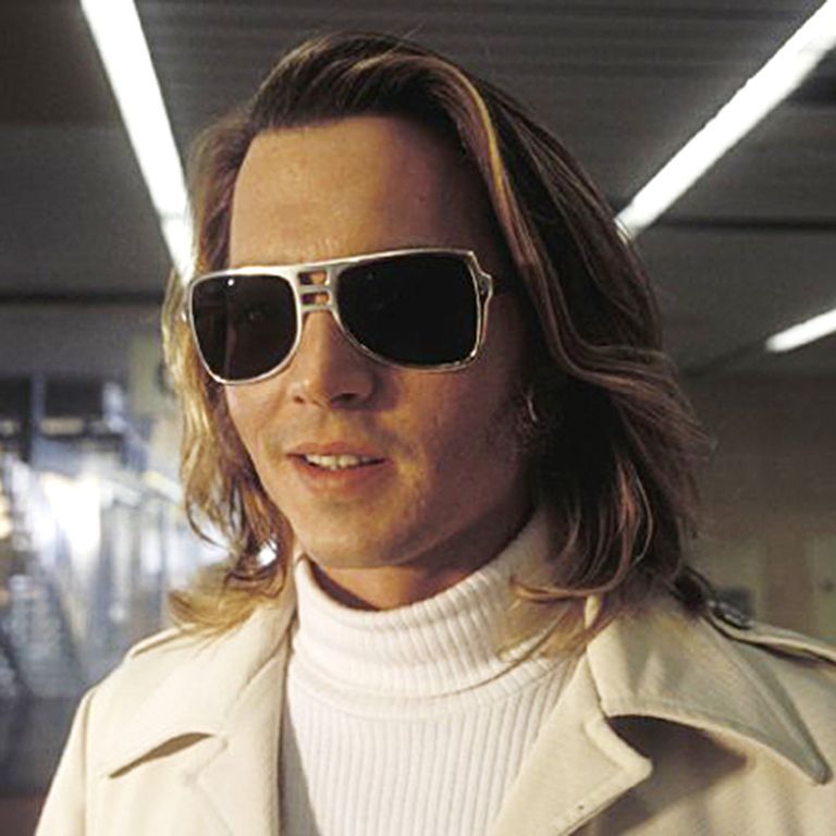 13 Of The Most Iconic Sunglasses In Cinema The Most Memorable On Screen Sunglasses 