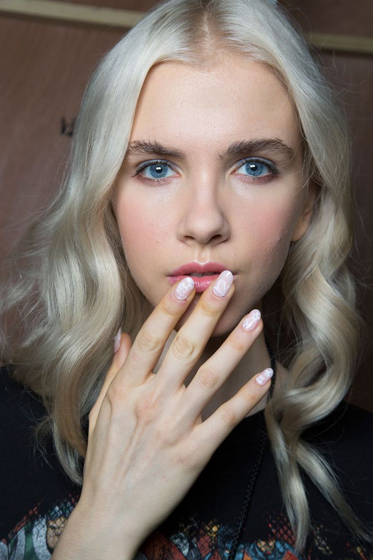 The Best Beauty Looks from NYFW Spring 2016 - Runway Hair and Makeup ...