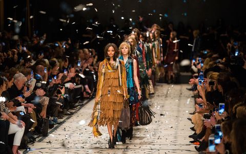 Burberry Previews Spring 2016 Collection on Snapchat - Burberry ...