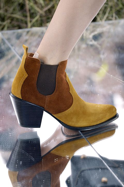 hbz-ss2016-trends-shoes-western-gettyimages-488348050.jpg