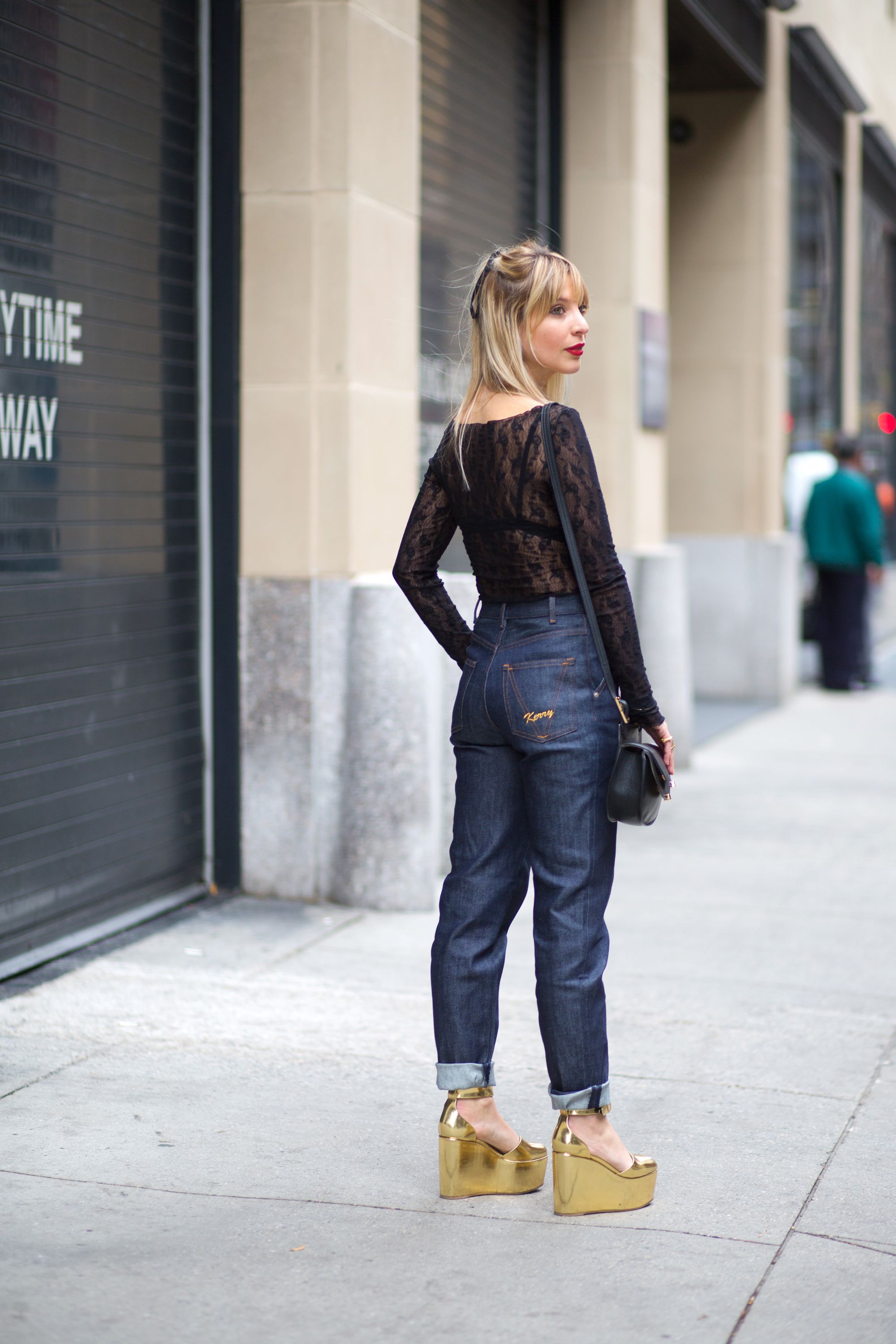 How to Wear High Waisted Jeans How Fashion Editors Style High