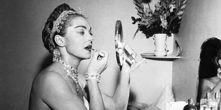 10 Old Hollywood Makeup Secrets the Screen Sirens Swore By