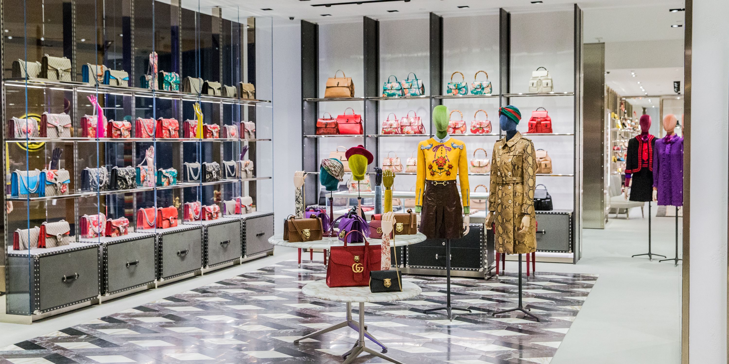 delen Daarbij bod Gucci's New Store at Brookfield - Gucci's New Store Under Alessandro Michele