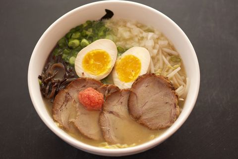 Food, Soup, Ingredient, Dish, Cuisine, Meat, Boiled egg, Produce, Ramen, Boiled beef, 