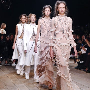 Fashion show, Runway, Style, Fashion model, Fashion, Public event, Blond, Haute couture, Fashion design, Model, 
