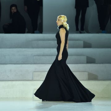 Dress, Style, Formal wear, Gown, Fashion, Street fashion, Costume design, Fashion model, Haute couture, One-piece garment, 