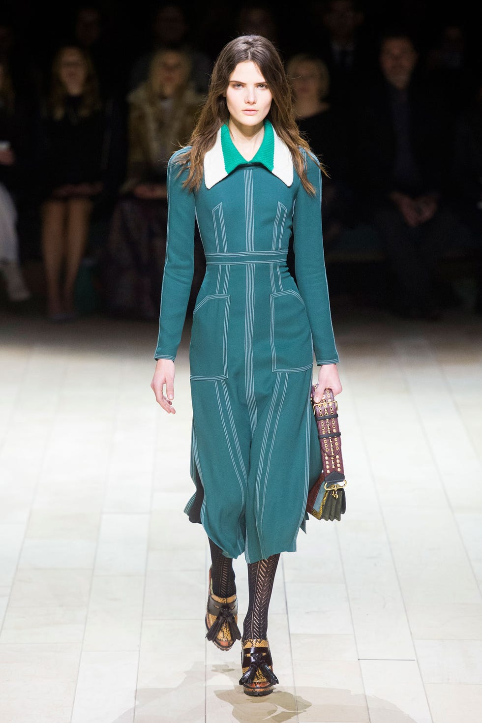Hairstyle, Fashion show, Shoulder, Joint, Outerwear, Runway, Fashion model, Style, Formal wear, Dress, 
