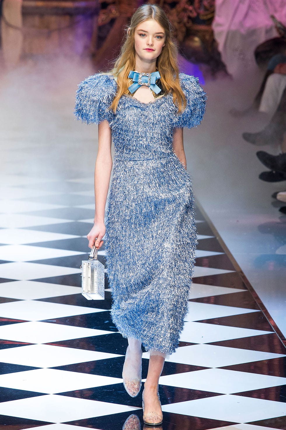 Clothing, Blue, Fashion show, Shoulder, Joint, Dress, Runway, Outerwear, Fashion model, Style, Clothing, Blue, Fashion show, Shoulder, Joint, Dress, Runway, Outerwear, Fashion model, Style,