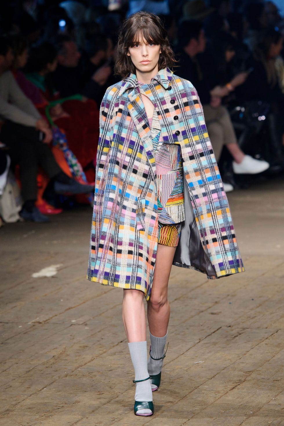Clothing, Footwear, Fashion show, Shoulder, Textile, Runway, Style, Pattern, Fashion model, Street fashion, Clothing, Footwear, Fashion show, Shoulder, Textile, Runway, Style, Pattern, Fashion model, Street fashion,