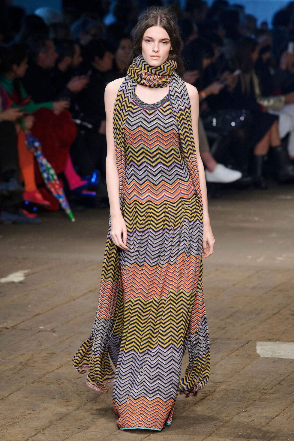 Shoulder, Fashion show, Runway, Style, Fashion model, Dress, Street fashion, Fashion, One-piece garment, Model, Shoulder, Fashion show, Runway, Style, Fashion model, Dress, Street fashion, Fashion, One-piece garment, Model,