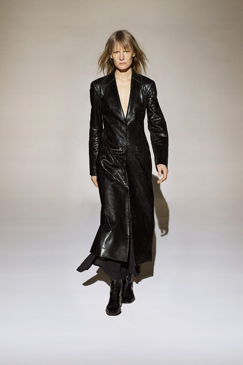 Clothing, Sleeve, Textile, Joint, Outerwear, Style, Coat, Jacket, Fashion, Leather, 