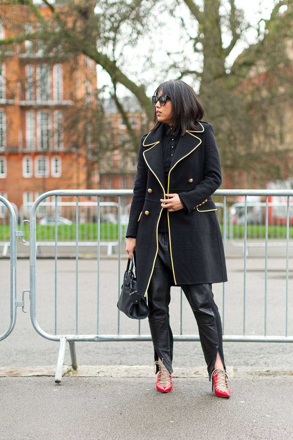 Clothing, Sleeve, Coat, Outerwear, Collar, Style, Jewellery, Street fashion, Fashion accessory, Bag, 