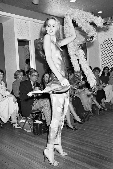 Jerry Hall Style Pictures - Fashion Photos of Jerry Hall