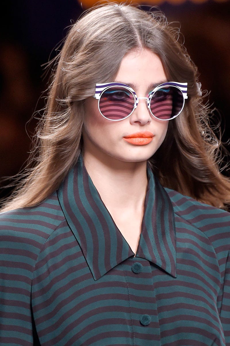 Clothing, Eyewear, Glasses, Vision care, Lip, Hairstyle, Sleeve, Collar, Goggles, Shirt, 