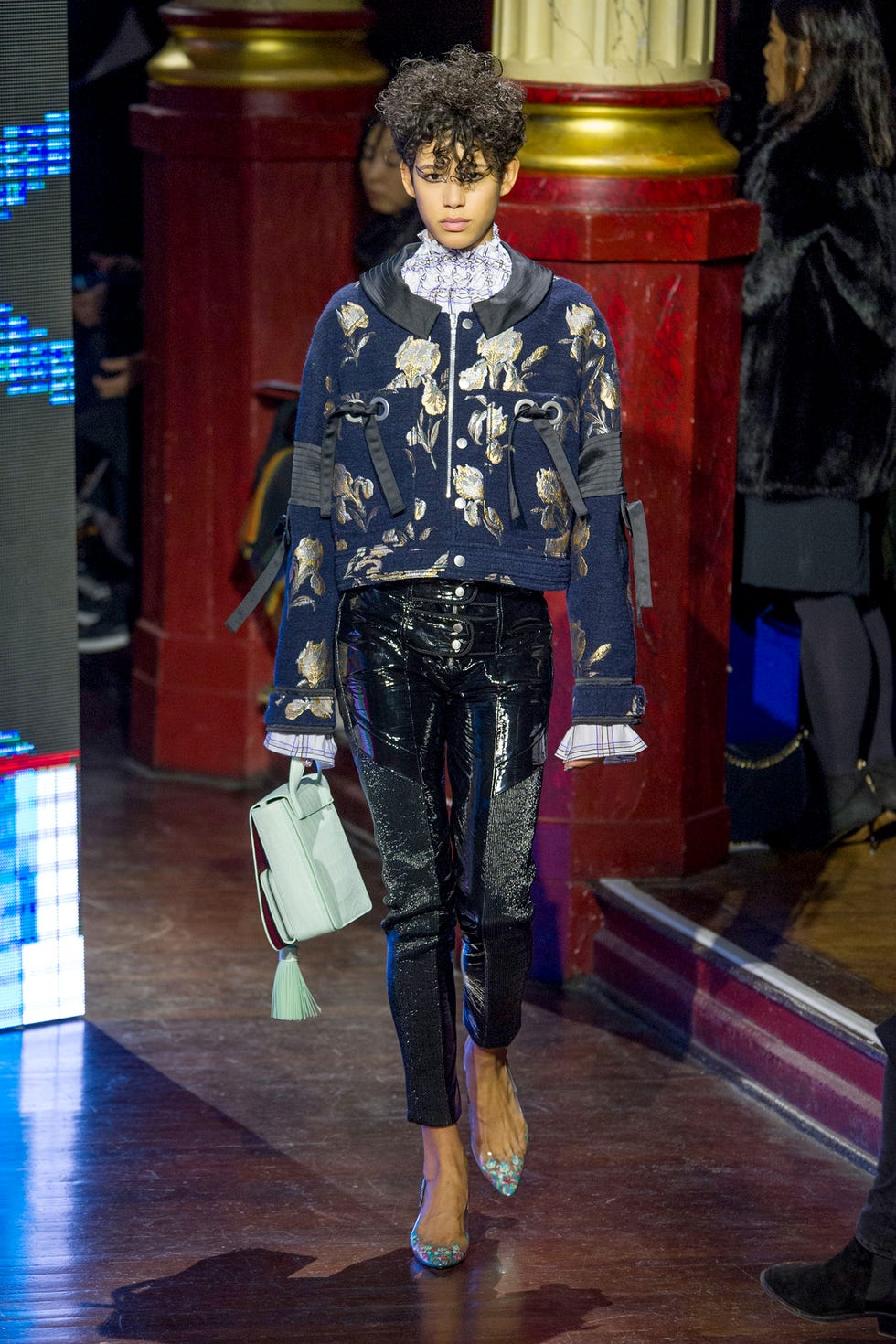 Footwear, Leg, Bearskin, Style, Fashion, Majorelle blue, Electric blue, Fashion design, Costume design, Footwear, Leg, Bearskin, Style, Fashion, Majorelle blue, Electric blue, Fashion design, Costume design,