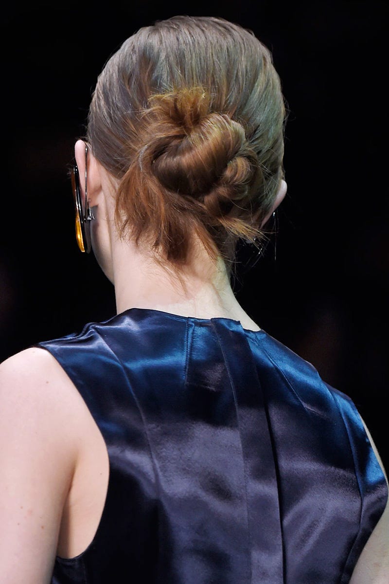 Ear, Earrings, Hairstyle, Style, Fashion, Neck, Electric blue, Back, Cobalt blue, Bun, 
