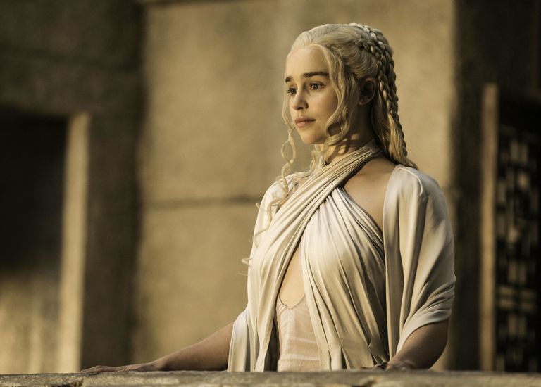 Emilia Clarke On Game Of Thrones Sexist Critiques Daenerys