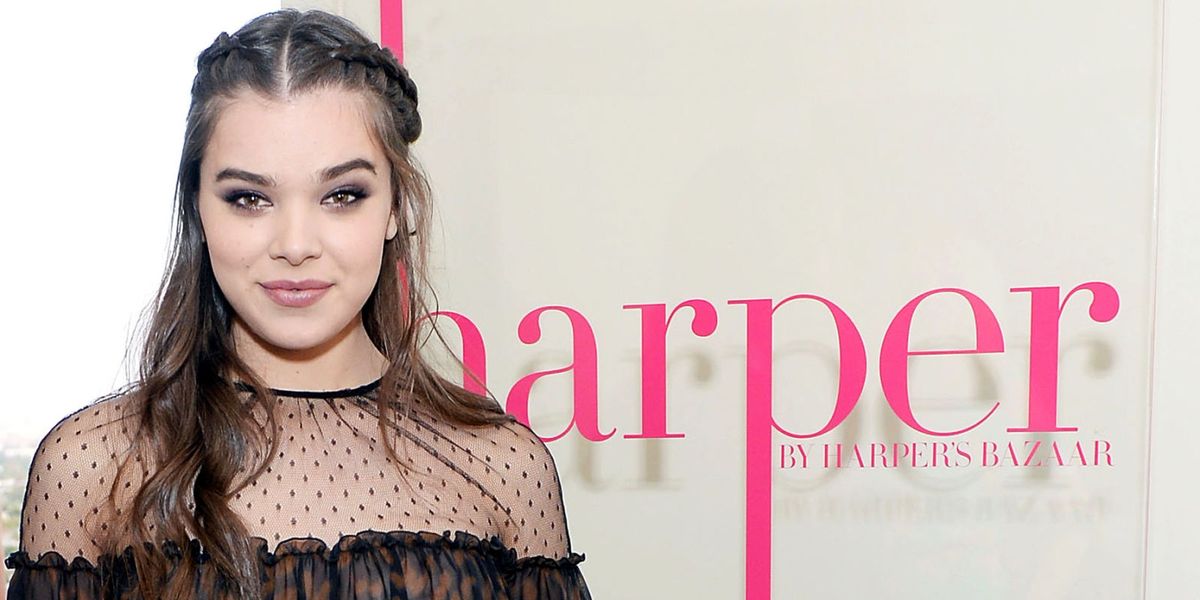 Bazaar Celebrates Hailee Steinfeld S Harper Cover