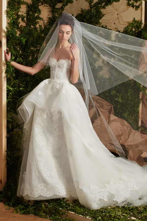Clothing, Shoulder, Bridal clothing, Textile, Photograph, Dress, Wedding dress, Gown, Formal wear, Veil, 