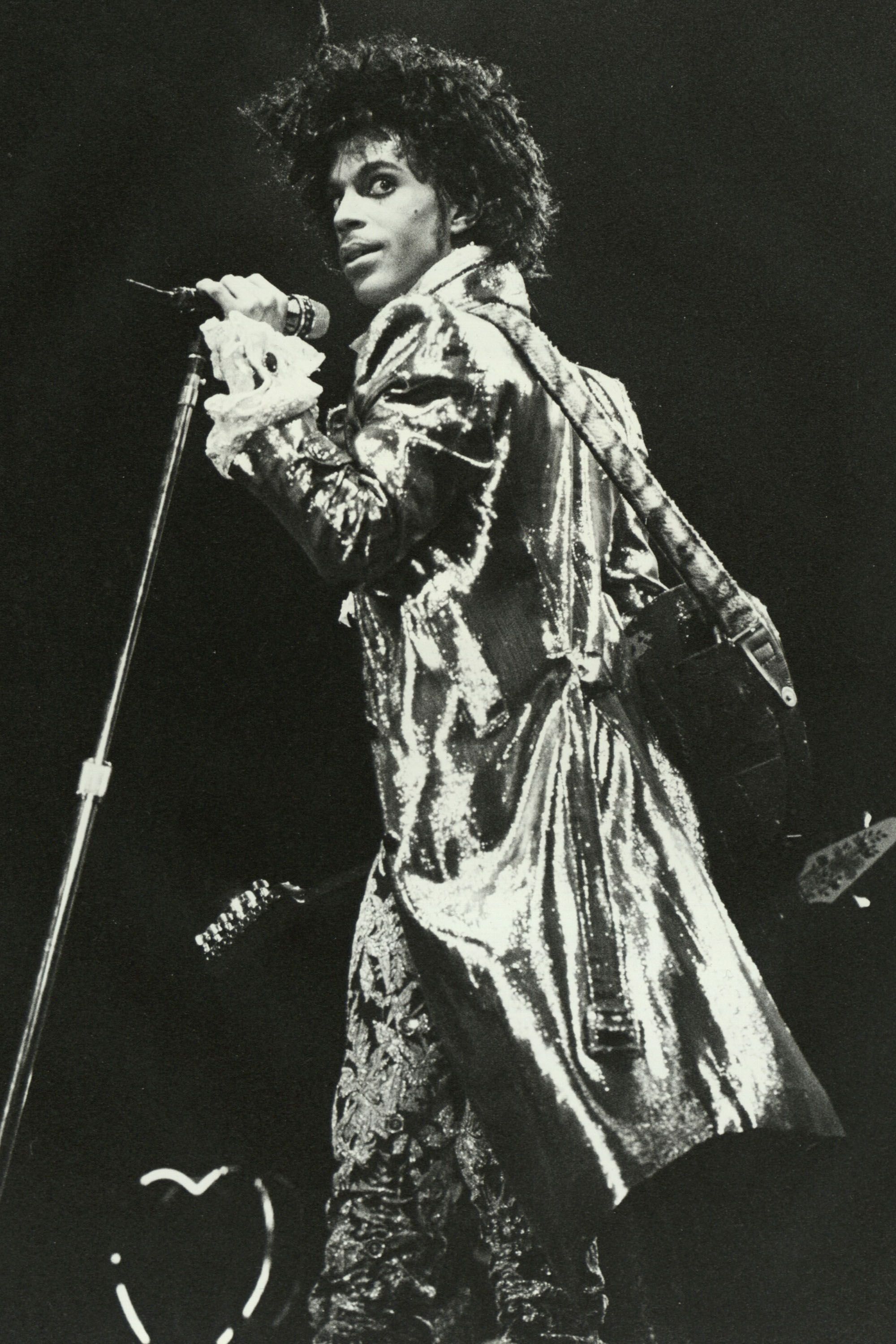 40 Of Prince S Best Fashion Moments Prince S Most Iconic Outfits