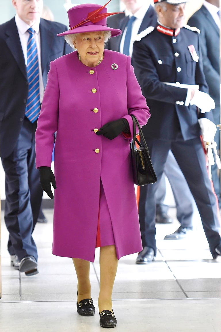Queen Elizabeth s Best Style Moments Over The Years Queen Elizabeth