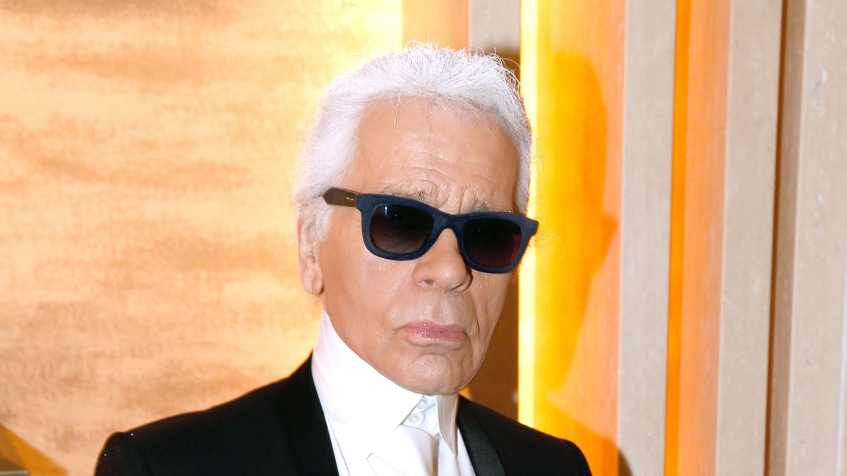 Karl Lagerfeld, Chanel Fashion Designer, Dead At 85