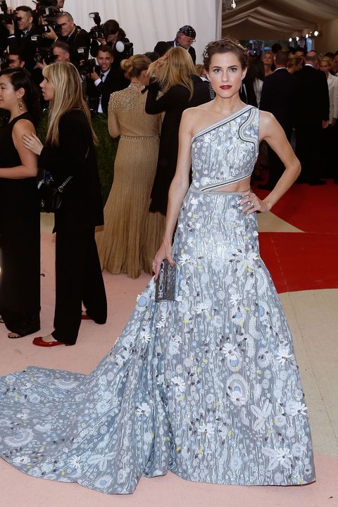 Red Carpet Dresses at Met Gala 2016 - Dresses and Gowns From the Met ...