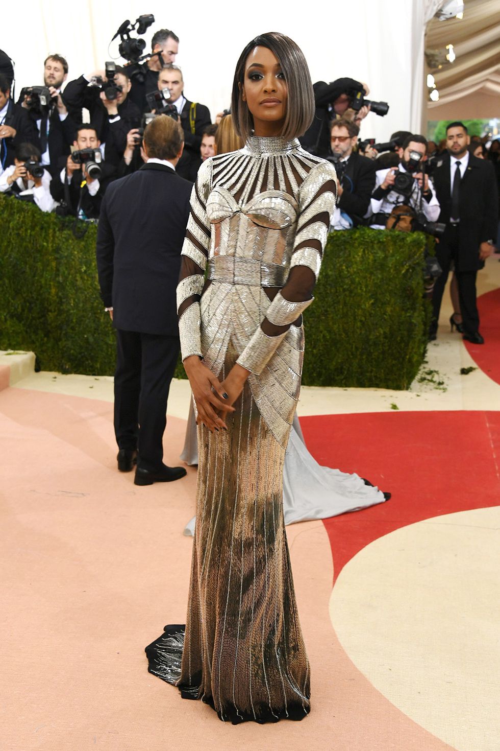 2016 Met Gala Red Carpet Fashion – All of the Looks From the 2016 Met Gala