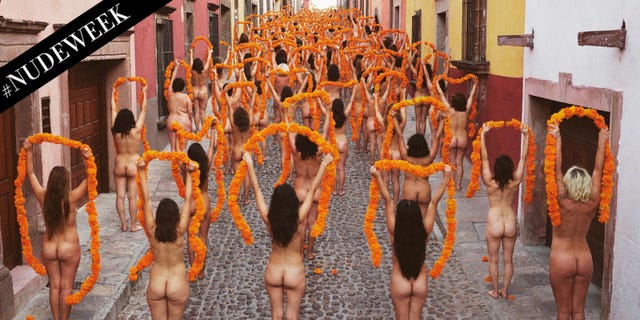 Spencer Tunick, San Miguel Redemption, 2014