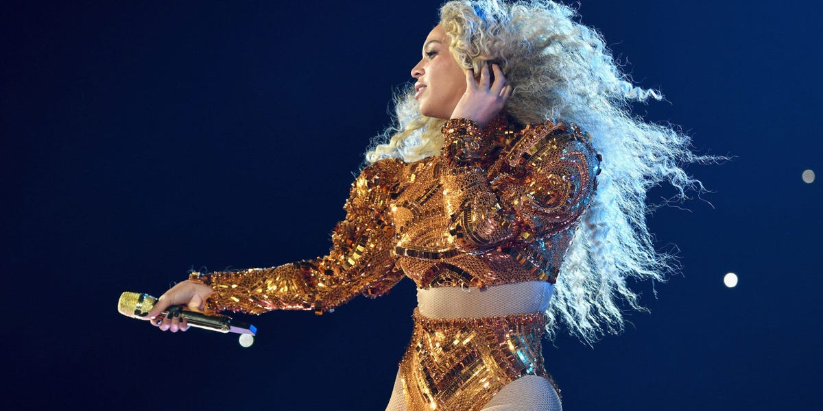 Beyoncé Is Apparently Human Sneezes Mid Concert Beyoncé Sneezed On Her Formation Tour