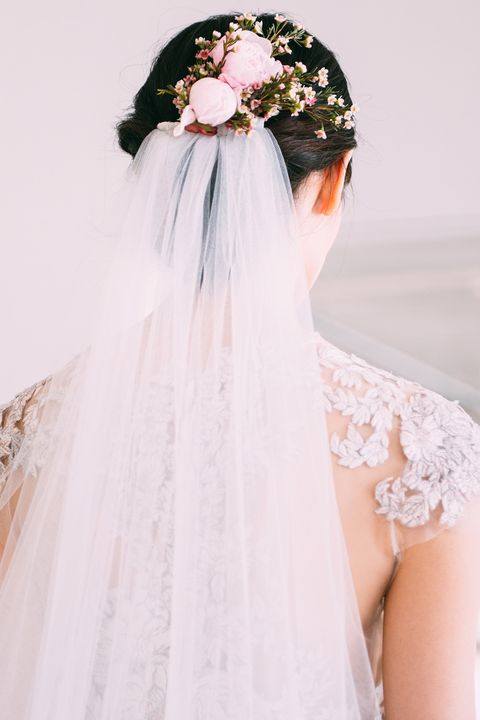 Bridal Hair Accessories: Finishing Touches