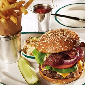 Food, Finger food, Sandwich, Serveware, Cuisine, Barware, Ingredient, Drinkware, Meal, Tableware, 