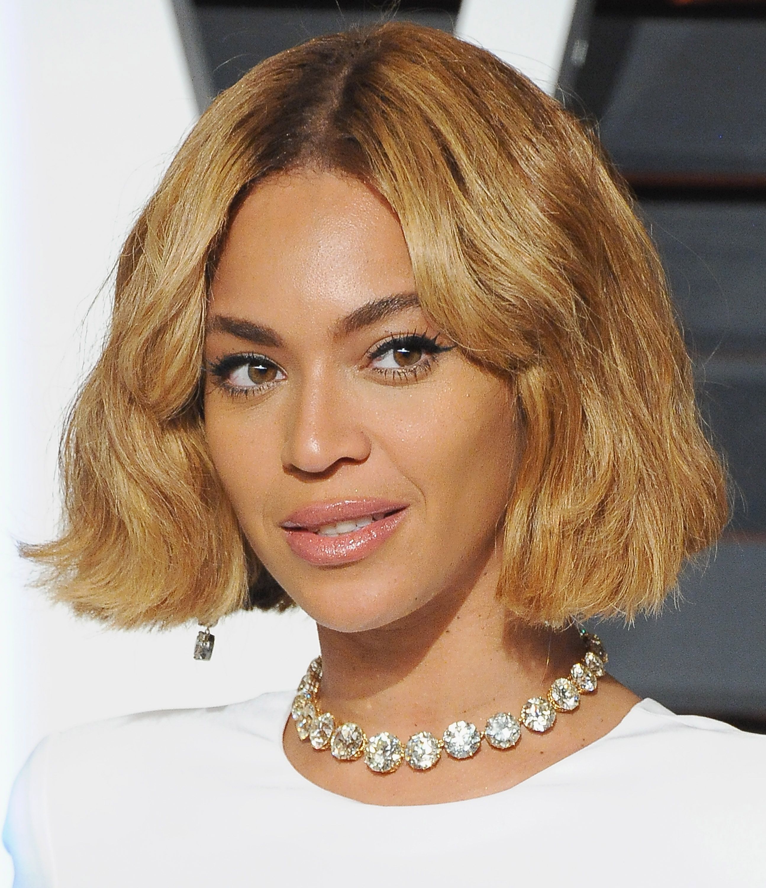 Image result for beyonce hair in blond chop